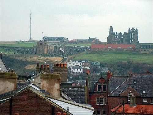 The Waverley Уитби Экстерьер фото